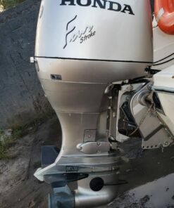 1999 Honda 90 HP 4 Cylinder Carbureted 4 Stroke 20" (Long Shaft) Outboard Motor