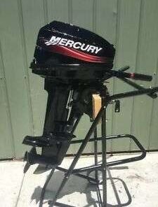 2002 Mercury Tracker 90 HP 4 Cylinder Carbureted 2 Stroke 20" (Long Shaft) Outboard Motor.