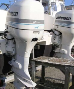 2000 Johnson 150 HP 6-Cylinder Carbureted 2-Stroke 25" (X) Outboard Motor