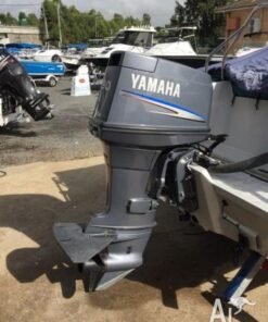 1989 Yamaha 90 HP 3 Cylinder Carbureted 2 Stroke 20" (Long Shaft) Outboard Motor